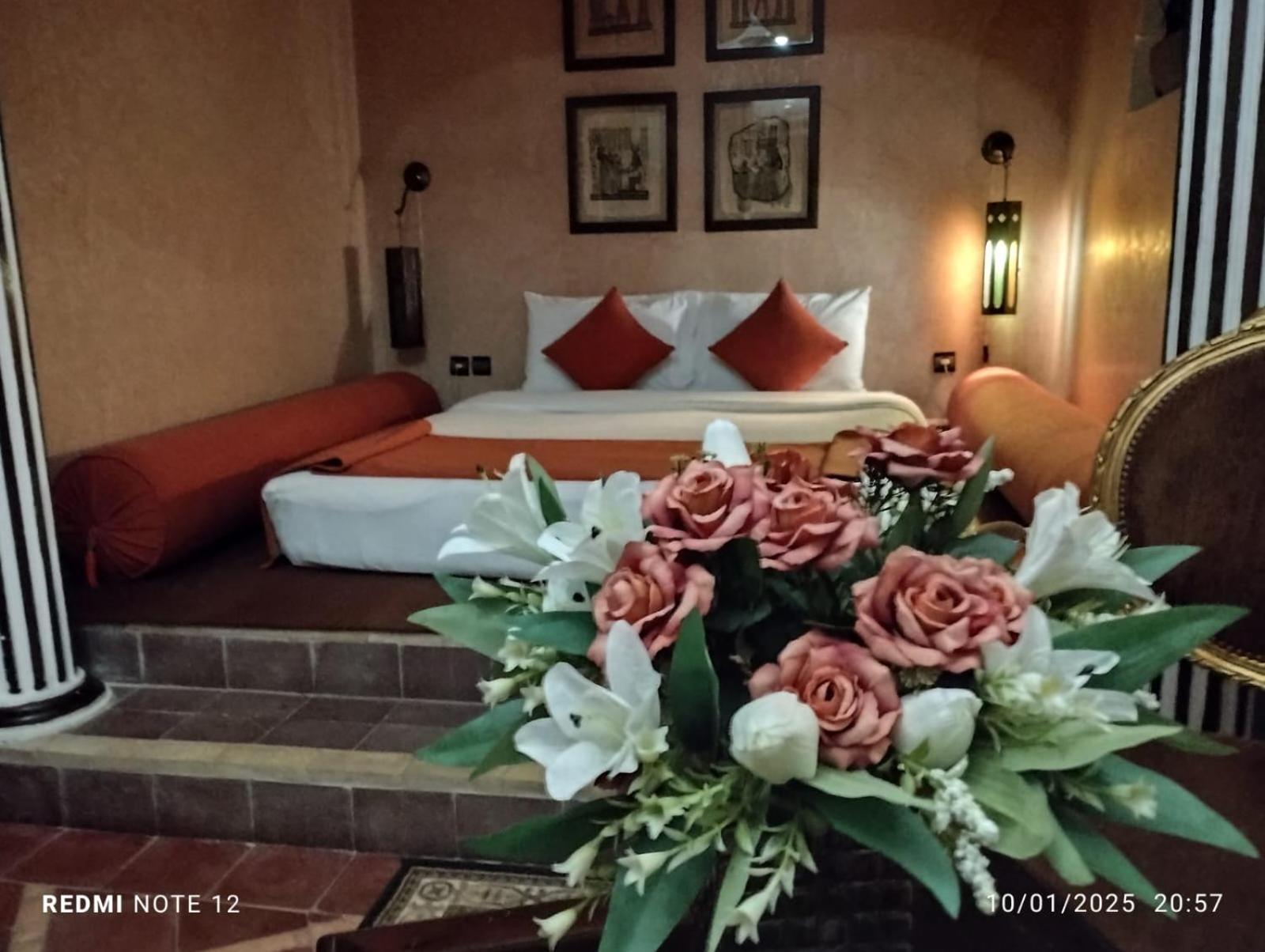 Riad Mille Et Une Nuits Marrakesh Esterno foto
